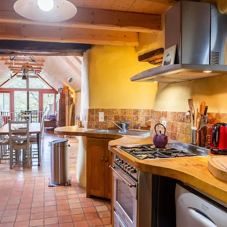 Ecogite Nature De Bieisses * Quezac (Lozere)